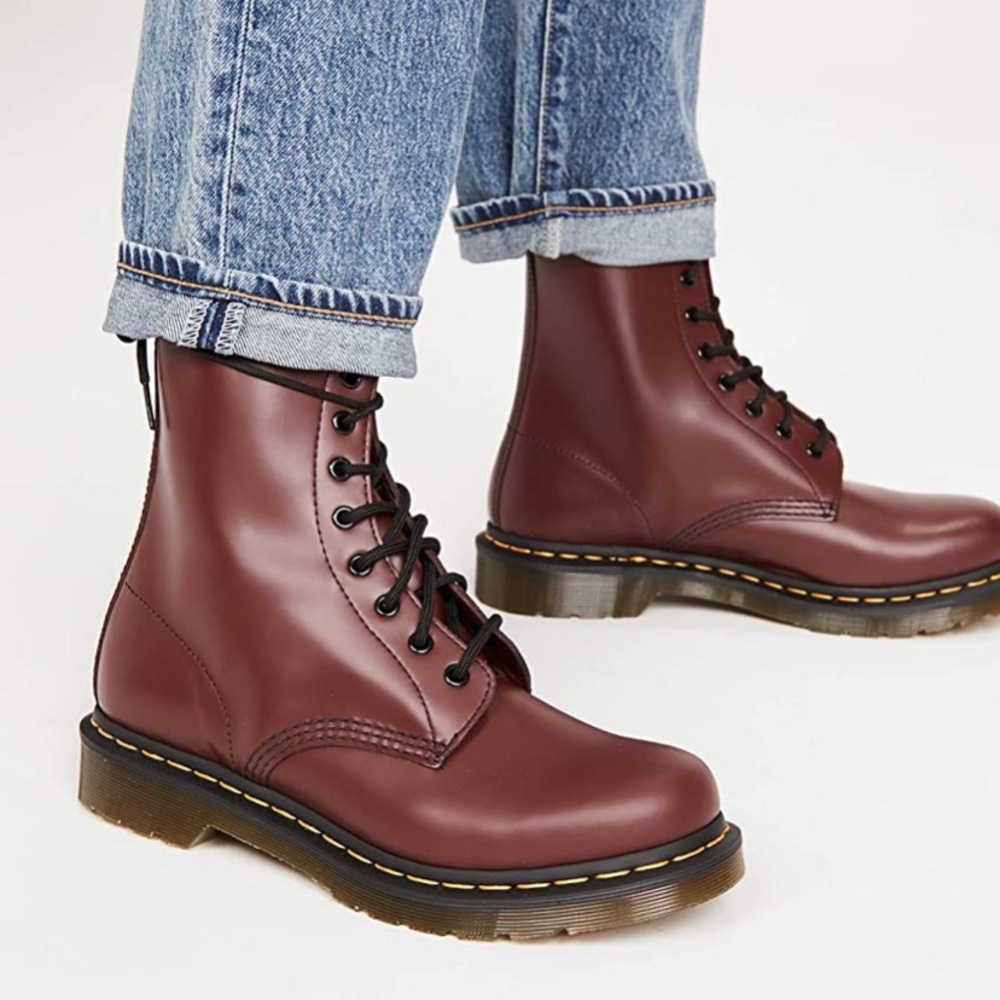 Dr Martens women’s 1460 smooth Combat Boots